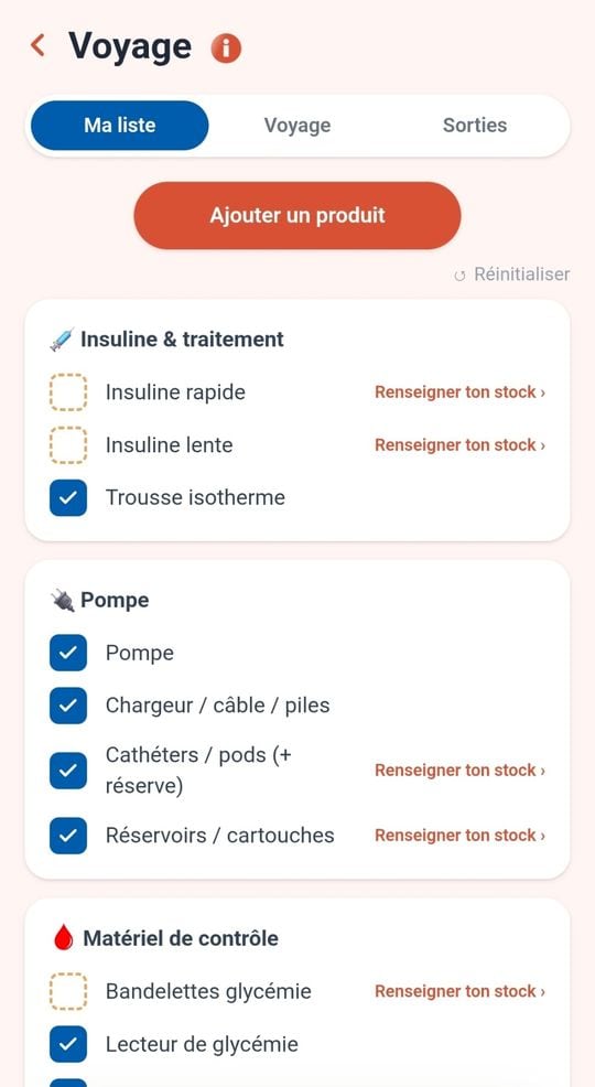L'onglet Ma liste de la fonction Voyage : insuline et traitement, pompe, matériel de contrôle, avec des cases à cocher et des liens pour renseigner son stock.